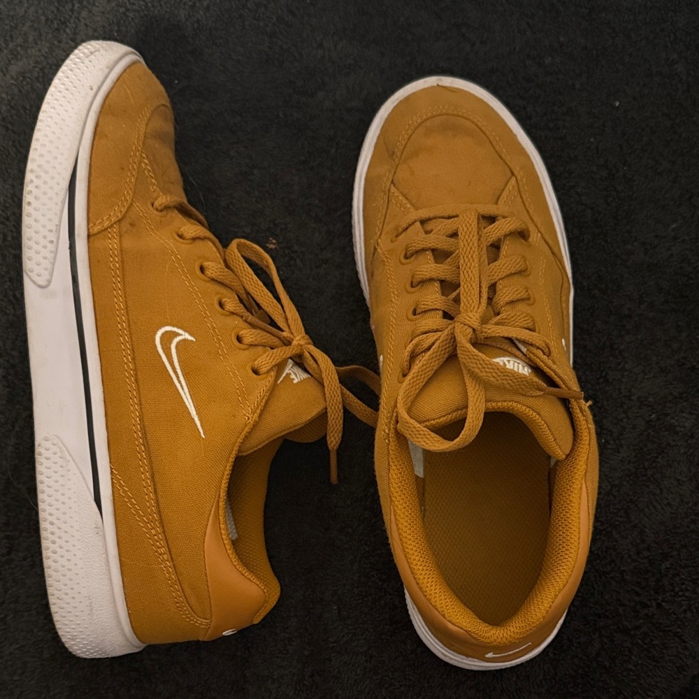 Nike Ochre Sneakers with White Accents